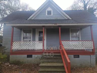 Main picture of 376 Carney St