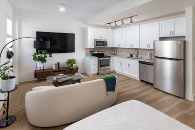 Main picture of 159 Ralph McGill Blvd NE