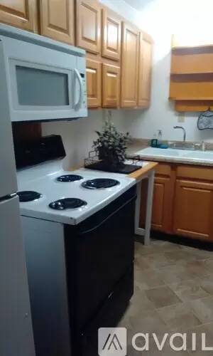 Main picture of 7119 70th Ave NE