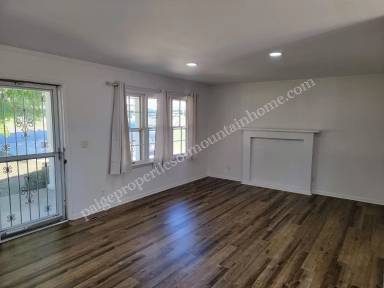 Main picture of 603 N College St