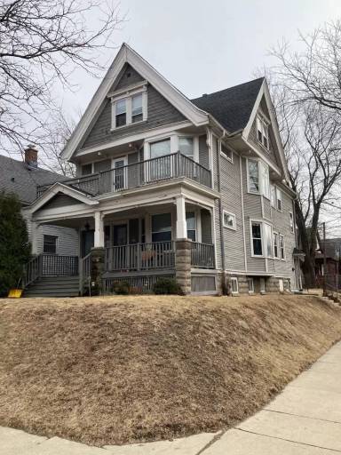 Main picture of 603 E Burleigh St