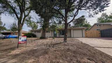 Main picture of 435 Marian Dr
