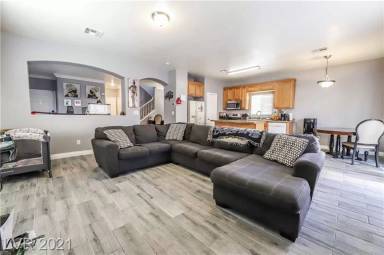 Main picture of 29 Rosa Rosales Ct