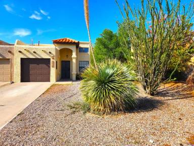 Main picture of 2063 Pinetrail St