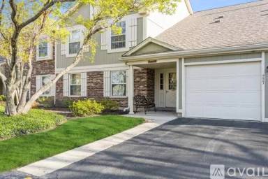 Main picture of 227 Blossom Ct