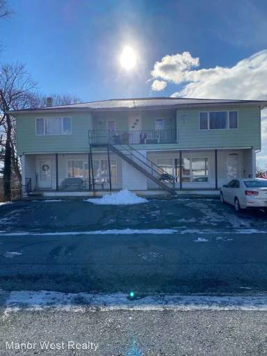 Main picture of 105 Hazel St