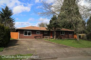 Main picture of 1715 NW Arthur Cir