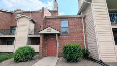 Main picture of 2038 N Rand Rd