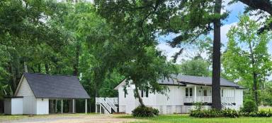 Main picture of 1350 S River Rd
