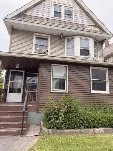 Main picture of 3802 Poe Ave