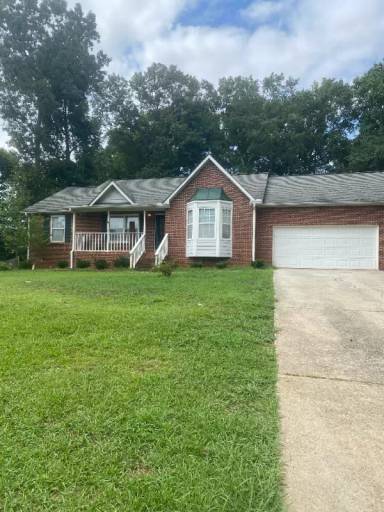 Main picture of 374 Whaleys Lake Dr