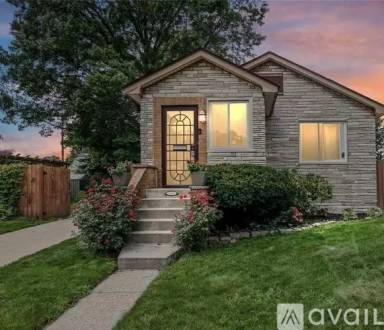 Main picture of 23053 Couzens Ave