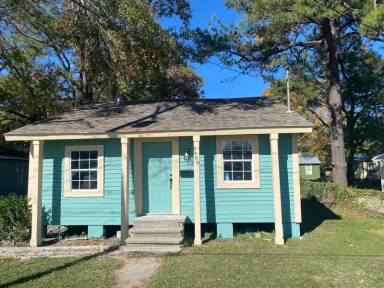 Main picture of 1469 Monte Sano Ave