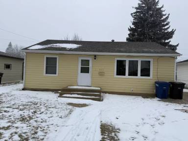 Main picture of 951 Park Ave
