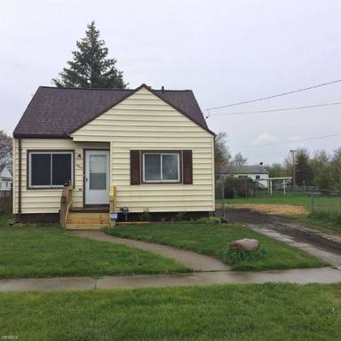 Main picture of 3925 Brown St