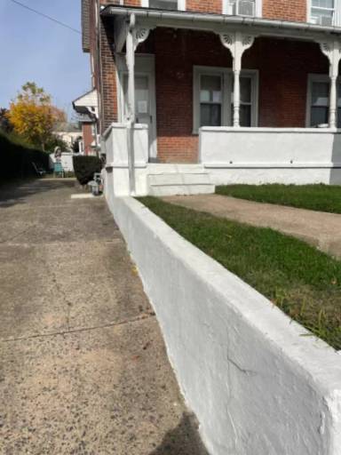 Main picture of 3839 James St