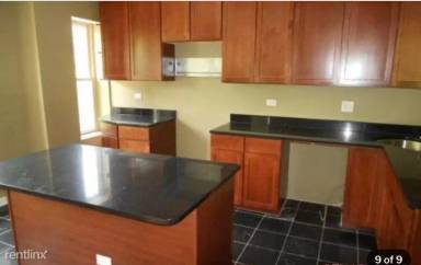 Main picture of 6700 S Clyde Ave & 2049-51 E 67th St Apartments