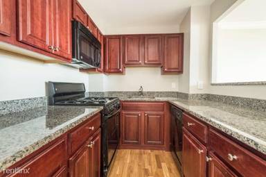 Main picture of 1410 Columbia Apartments