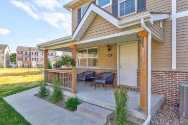 Main picture of Creekside Brownstones