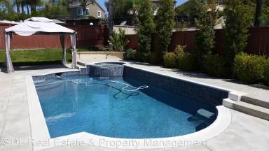 Main picture of 30485 Summerside St