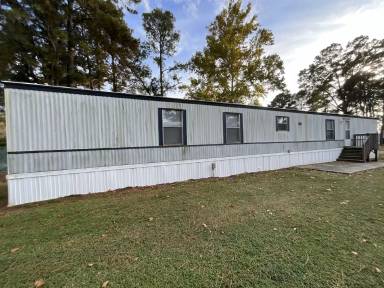 Main picture of 300 Ricks Rd