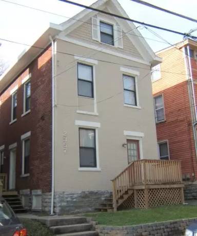 Main picture of 2357 Victor St