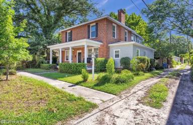 Main picture of 114 N 16th St