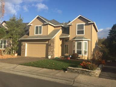 Main picture of 16803 NW Oakridge Dr