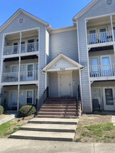 Main picture of 700 Glendale Dr