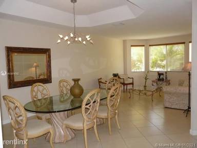 Main picture of 7026 NW 116th Ct