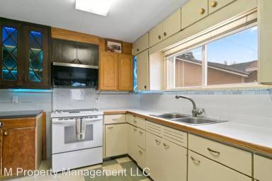 Main picture of 404 Elberta Ave