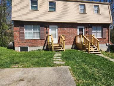 Main picture of 1037 Woodlawn Ave