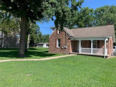 Main picture of 803 W Church St