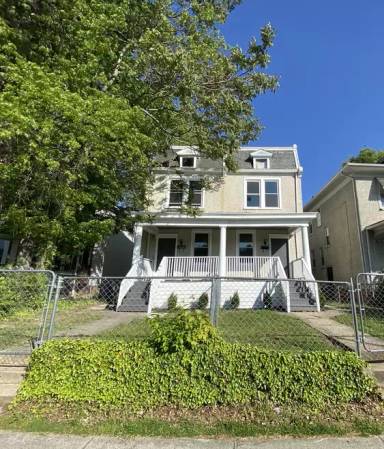Main picture of 2905 2nd Ave