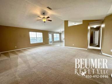 Main picture of 5625 Shelly St