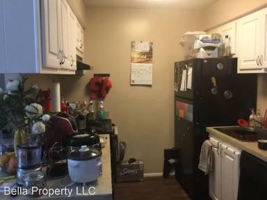 Main picture of Pinebrook Apartments