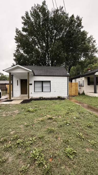 Main picture of 755 Pendleton St