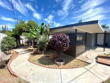 Main picture of 13738 Trumball St