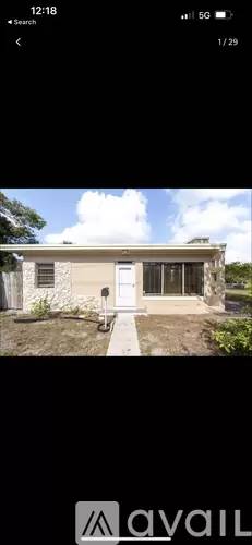 Main picture of 5401 Lake Ave