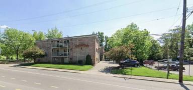 Main picture of 895 Clinton Springs Ave