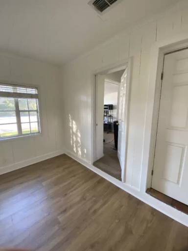 Main picture of 1705 Virginia Dr