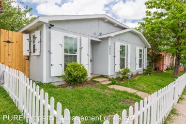 Main picture of 9903 Mountain Bend Cir