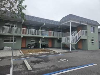 Main picture of 2035 Alpine Rd