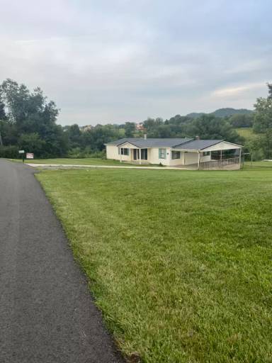 Main picture of 20534 Lake Rd