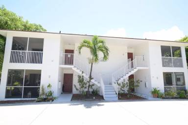 Main picture of 4241 Gulfstream Dr