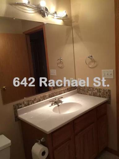 Main picture of 642 Rachael St