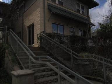 Main picture of 1615 W Oleander St