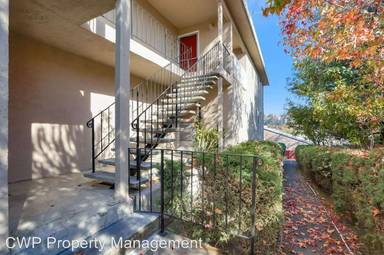 Main picture of 20938 Locust St