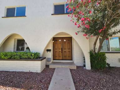 Main picture of 4217 N Miller Rd