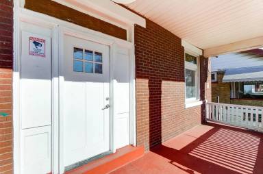 Main picture of 2854 Shaffer Ave